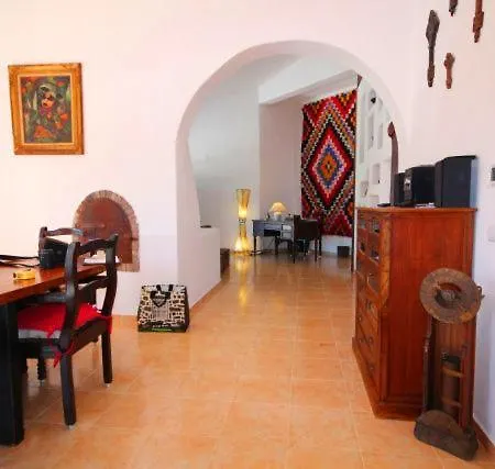 Villa Sleeps 6 Pool Air Con Wifi T607925 *